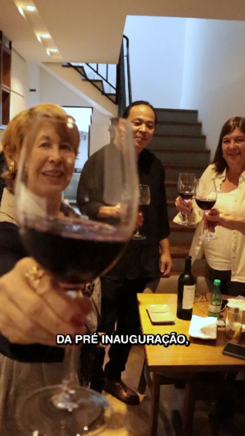 Novos sabores! 🥢🍣

A espera acabou! 
Consagrado em São Caetano, o restaurante  Doho Sushi chega a Santo André. 

No vídeo, um spoiler do que esperar: pratos impecáveis e aquele atendimento que a gente adora.
​A casa também abre para o almoço, sendo a escolha tanto para uma pausa produtiva durante o dia quanto para o jantar.

​📍 Avenida Padre Manoel da Nóbrega, 409, Bairro Jardim, Santo André - SP.

FILMAKER: @nicoletti_pepe

#estiloangelica #dōhōsushi #gastronomiajaponeaa #hashis #sushilovers